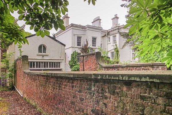 Refurbishment of a listed former coaching house at Fulwood Park, Liverpool for a private client. Services: Party wall survey & agreement.